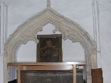 tomb recess