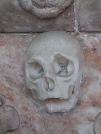 cheerful skull